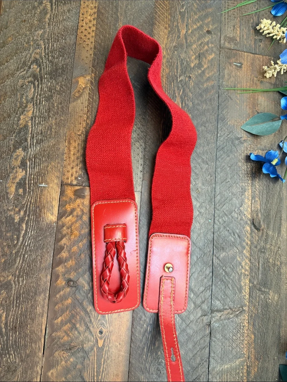 Vintage Calderon Red Leather Wide Elastic Stretch Cinch Belt Size M 1239
